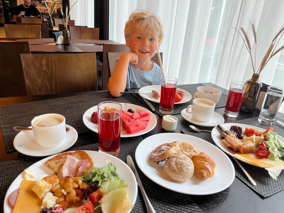 Amber Sea Hotel & Spa Jūrkalne Dış mekan fotoğraf